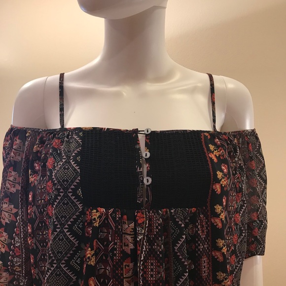 Full Tilt Cold Shoulder Mini Dress Black Lace Trim - Picture 3 of 14